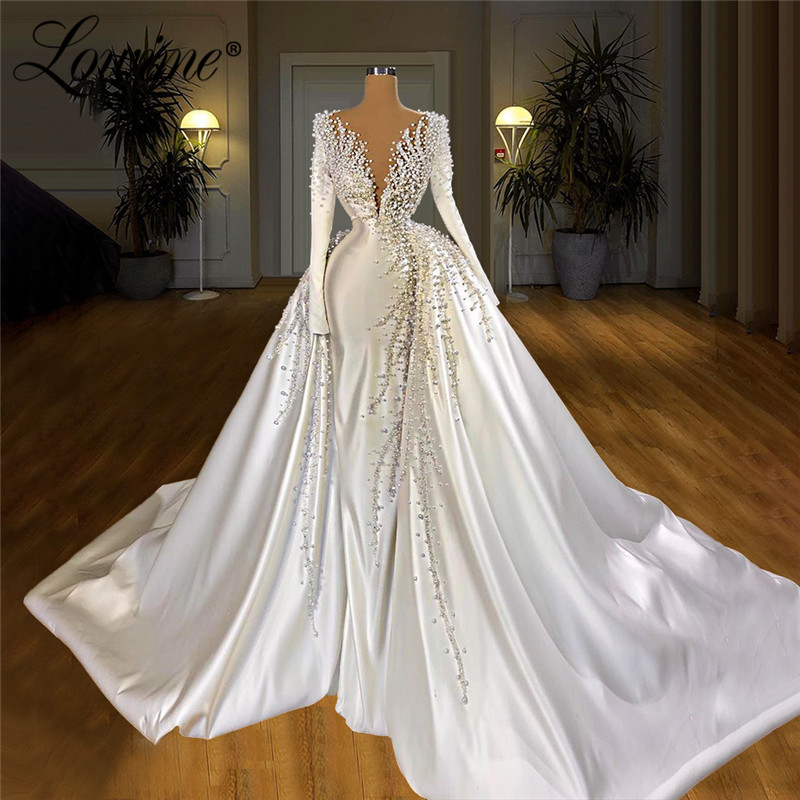 Muslim Long Luxury Wedding Dresses 2020 Pearls Beading Elegant Long Sleeves Dubai Bridal Gowns 2020 Newest Wedding Gowns, Black
Muslim Long Luxury Wedding Dresses 2020 Pearls Beading Elegant Long Sleeves Dubai Bridal Gowns 2020 Newest Wedding Gowns, Black
