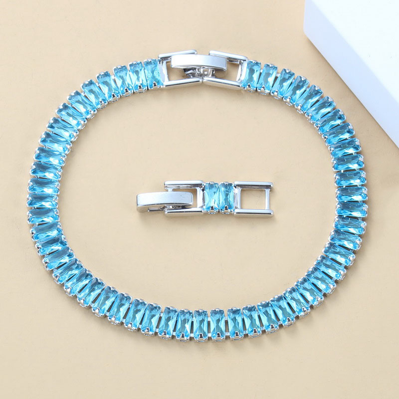 2020 New Style Natural Sky Blue CZ Crystal Link Chain Bracelet Jewelry Silver Color For Women Costume Length 18+2CM
2020 New Style Natural Sky Blue CZ Crystal Link Chain Bracelet Jewelry Silver Color For Women Costume Length 18+2CM
