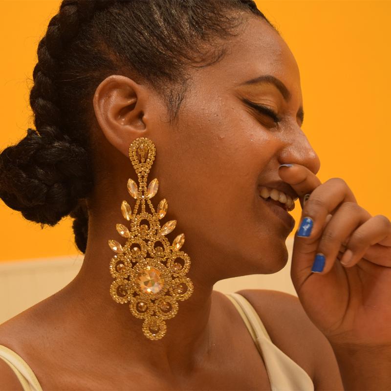 Big size Earrings for Women Long Dangle Statement Drop Earrings New Stripe exaggerated rhinestone glass shiny
Big size Earrings for Women Long Dangle Statement Drop Earrings New Stripe exaggerated rhinestone glass shiny