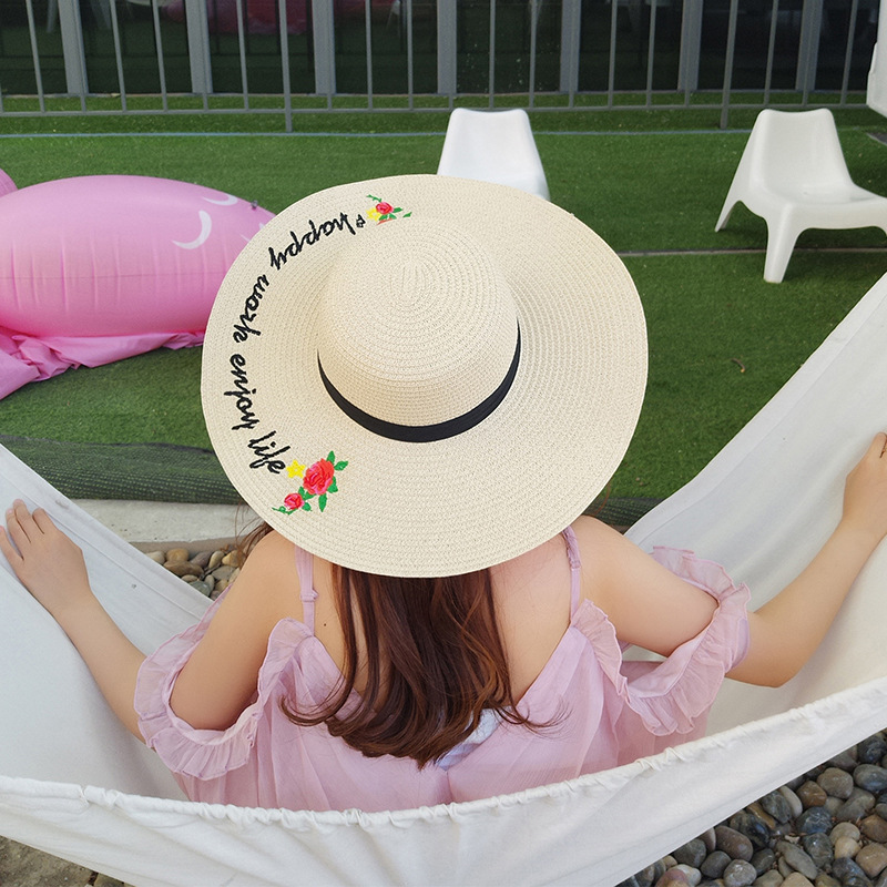 2020 letter embroidery cap Big brim Ladies summer straw hat youth hats for women Shade sun hats Rose Flower Beach hat sale, White
2020 letter embroidery cap Big brim Ladies summer straw hat youth hats for women Shade sun hats Rose Flower Beach hat sale, White