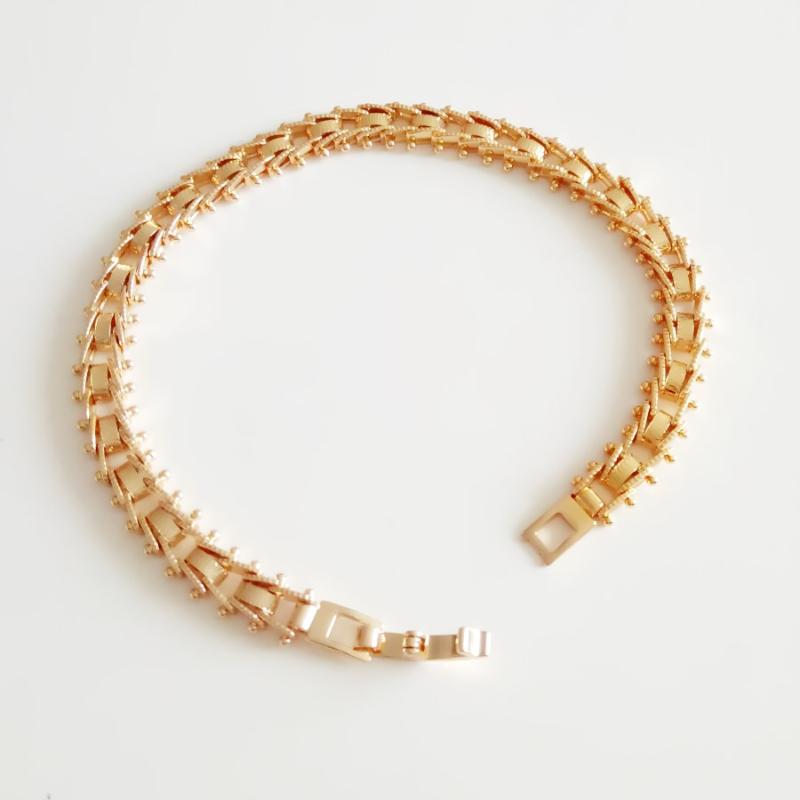 Men Bracelet New Trendy Bracelet Gold Color Men Bracelets 22CM Long Fashion Jewelry Designs for
Men Bracelet New Trendy Bracelet Gold Color Men Bracelets 22CM Long Fashion Jewelry Designs for