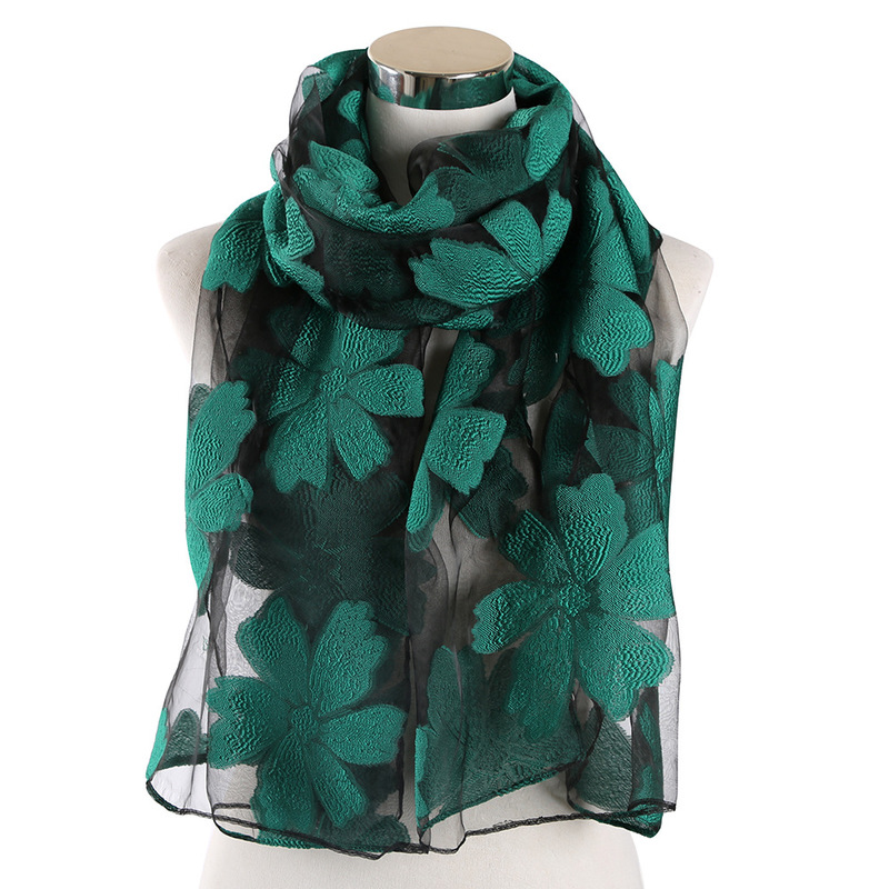 han edition joker female lilies jacquard towel scarf cut flower wholesale scarves shawls amphibious beach towels
han edition joker female lilies jacquard towel scarf cut flower wholesale scarves shawls amphibious beach towels