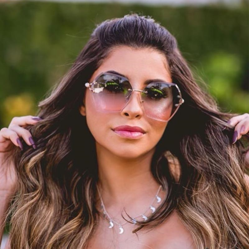 2020 Gradient Polygon Sunglasses For Women Oversized Eyewear New Fashion Sun Glasses Female Summer Travel Essential UV400
2020 Gradient Polygon Sunglasses For Women Oversized Eyewear New Fashion Sun Glasses Female Summer Travel Essential UV400