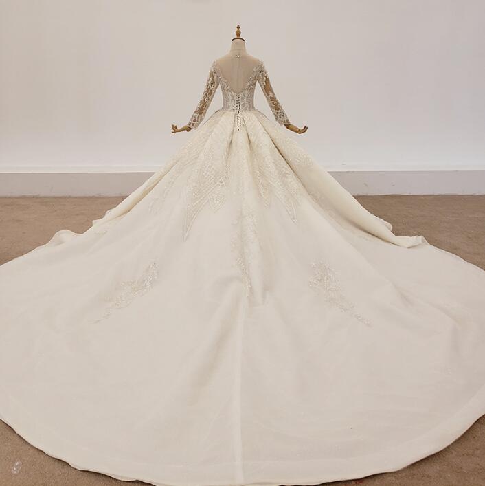 Luxury Castle Wedding Dresses Custom Made Wedding Dress High Quality Desjgher Handmade Bridal Gowns Beaded Sweep Train Vestidos De Novia