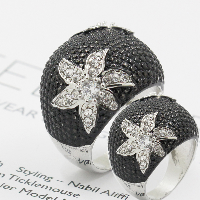 FFLACELL Fashion Jewelry Exaggerated Black Ring Sea Star Starfish Shape Men Vintage Punk Rock Ring Antique Gothic Magic Anillos
FFLACELL Fashion Jewelry Exaggerated Black Ring Sea Star Starfish Shape Men Vintage Punk Rock Ring Antique Gothic Magic Anillos