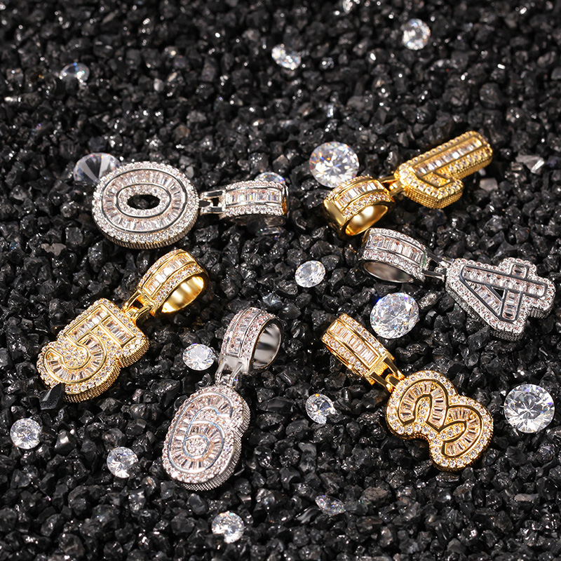 Hip Hop Cubic Zirconia Bling Iced Out Litter Numerals Pendants Necklaces for Women Men Fashion Jewelry Gold Color
Hip Hop Cubic Zirconia Bling Iced Out Litter Numerals Pendants Necklaces for Women Men Fashion Jewelry Gold Color