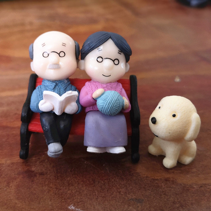 Grandpa Grandma Lovers Figurine Model Home Decoration Decor Miniature Toy Craft Garden Fairy Ornament Glass DIY Accessories
Grandpa Grandma Lovers Figurine Model Home Decoration Decor Miniature Toy Craft Garden Fairy Ornament Glass DIY Accessories