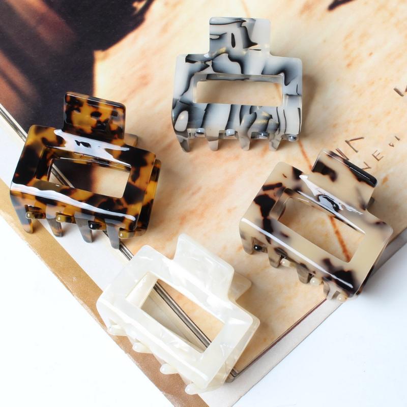 Geometric Acetate Tortoiseshell Hair Crab Clamps Charm Lady Hair Clips Retro Make up Hairdress Clamps For Women
Geometric Acetate Tortoiseshell Hair Crab Clamps Charm Lady Hair Clips Retro Make up Hairdress Clamps For Women