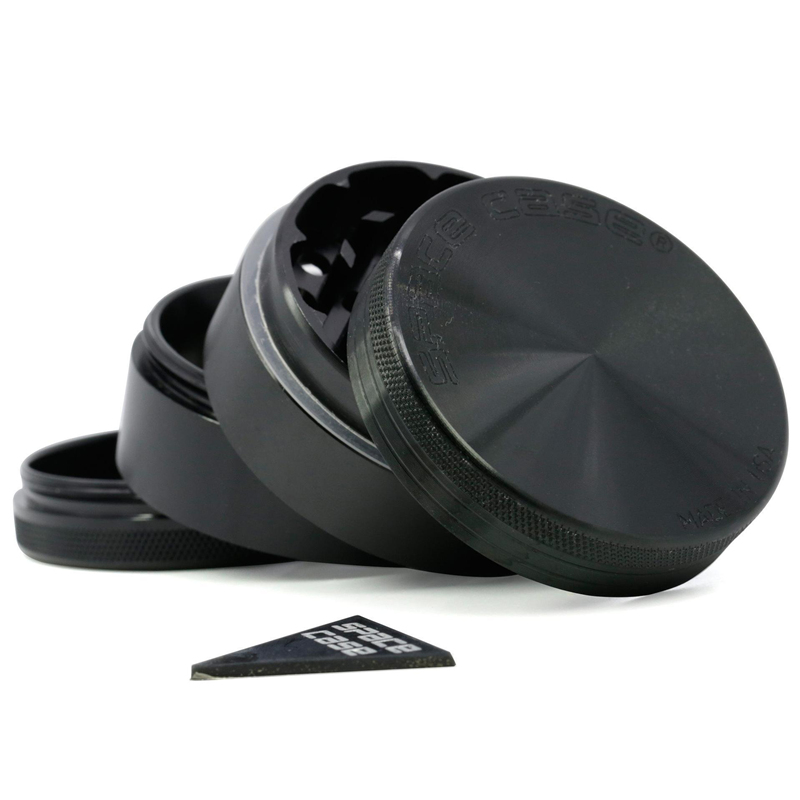 Aluminum 63mm grinder 4parts Grinders tobacco smoke cigarette herb high quality black white space
Aluminum 63mm grinder 4parts Grinders tobacco smoke cigarette herb high quality black white space