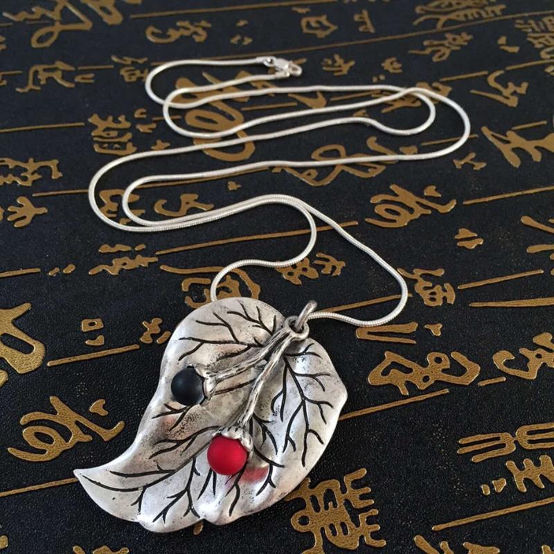 New Fashion Special Design Vintage Big Leaf Pendant Necklace, Fruit Pendant Necklace, Snake Chain Necklace
New Fashion Special Design Vintage Big Leaf Pendant Necklace, Fruit Pendant Necklace, Snake Chain Necklace