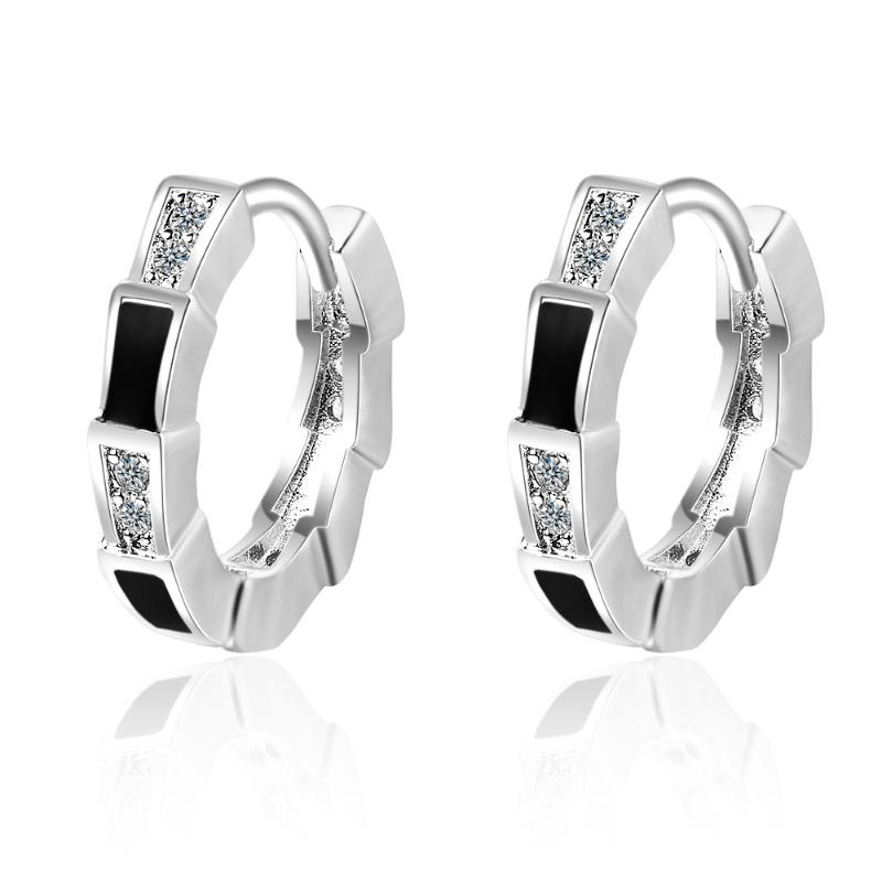 2020 Fashion Design Silver Color Beautiful Round Zircon Hoop Earrings Girls Women Simple Small Loop Huggies Earring Jewelry
2020 Fashion Design Silver Color Beautiful Round Zircon Hoop Earrings Girls Women Simple Small Loop Huggies Earring Jewelry