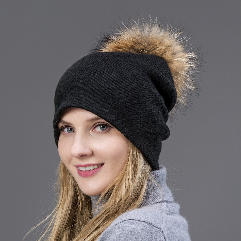 The wool knitted hat spring autumn warm earmuffs women's hat beautiful woman's cap with fur Or raccoon fur Pompom on the top, 001
The wool knitted hat spring autumn warm earmuffs women's hat beautiful woman's cap with fur Or raccoon fur Pompom on the top, 001