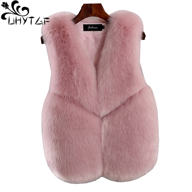 UHYTGF High quality imitation fur Autumn winter vest women' Single-breasted sleeveless waistcoat short fur vest jacket 823, White
UHYTGF High quality imitation fur Autumn winter vest women' Single-breasted sleeveless waistcoat short fur vest jacket 823, White