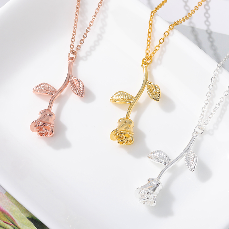 Rose Flower Necklace Stainless Steel Gold Color Pendant Necklace Women Boho Jewelry Party Gift Aesthetic Fashion Choker
Rose Flower Necklace Stainless Steel Gold Color Pendant Necklace Women Boho Jewelry Party Gift Aesthetic Fashion Choker