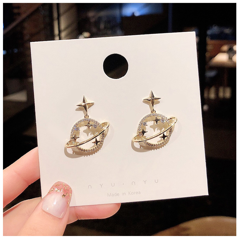 Planet asymmetric earrings female 2020 new wave net red French senior sense of personality temperament earrings
Planet asymmetric earrings female 2020 new wave net red French senior sense of personality temperament earrings