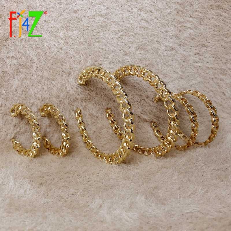 F.J4Z Hot Punk Curban Chain Hoop Earrings for Women Fashion Alloy Big Ear Hoops Minimalist Party Jewelry Dropship
F.J4Z Hot Punk Curban Chain Hoop Earrings for Women Fashion Alloy Big Ear Hoops Minimalist Party Jewelry Dropship