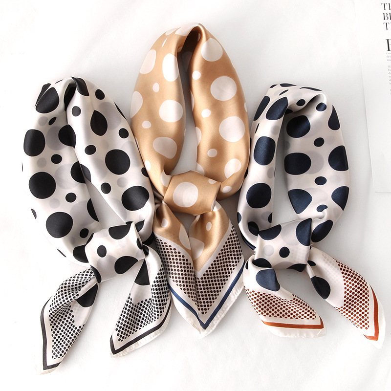 2020 new Spring summer women silk scarf square shawl and wrap lady hair neck scarves dot print soft office bandana foulard
2020 new Spring summer women silk scarf square shawl and wrap lady hair neck scarves dot print soft office bandana foulard