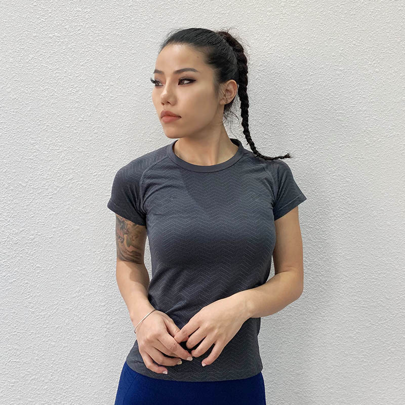 Antibom Seamless Sports Shirt Fitness Short Sleeve Yoga Top Workout Running Gymwear Breathable Sportswear Quick Dry Round Neck, Black
Antibom Seamless Sports Shirt Fitness Short Sleeve Yoga Top Workout Running Gymwear Breathable Sportswear Quick Dry Round Neck, Black