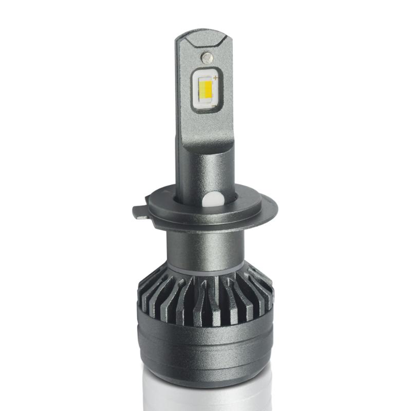 1set*factory supply 6000K 36W 8000LM auto car V70 three color led headlight H4 9005 9006
1set*factory supply 6000K 36W 8000LM auto car V70 three color led headlight H4 9005 9006
