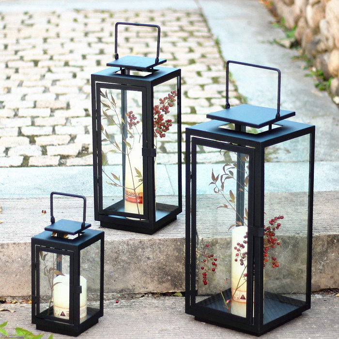 Hanging Glass Candle Holder Outdoor Vintage Black Iron Windproof Candle Holder Romantic Glass Simple Menorah Candlestick JJ60ZT
Hanging Glass Candle Holder Outdoor Vintage Black Iron Windproof Candle Holder Romantic Glass Simple Menorah Candlestick JJ60ZT
