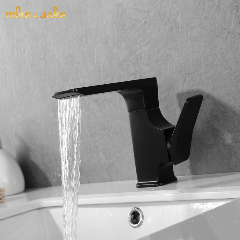 All copper brass faucet luxury waterfall black basin faucet cold and hot washbasin mixer Nordic black bathroom tap for basin
All copper brass faucet luxury waterfall black basin faucet cold and hot washbasin mixer Nordic black bathroom tap for basin