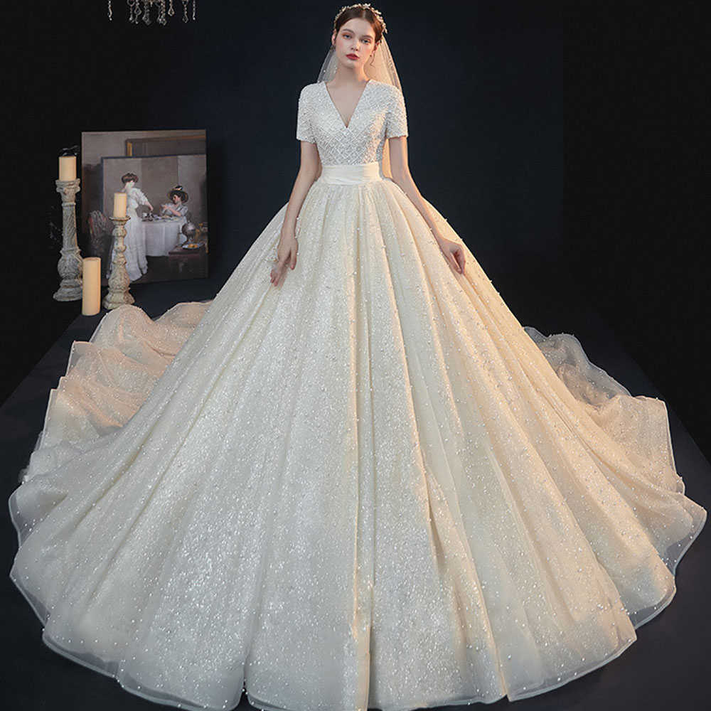 All Over Full Pearls Shiny Ball Gown Wedding Dress With Chapel Train Abiti Da Sposa V-neck Lace Up Short Sleeve Gorgeous Gowns, Picture color
All Over Full Pearls Shiny Ball Gown Wedding Dress With Chapel Train Abiti Da Sposa V-neck Lace Up Short Sleeve Gorgeous Gowns, Picture color