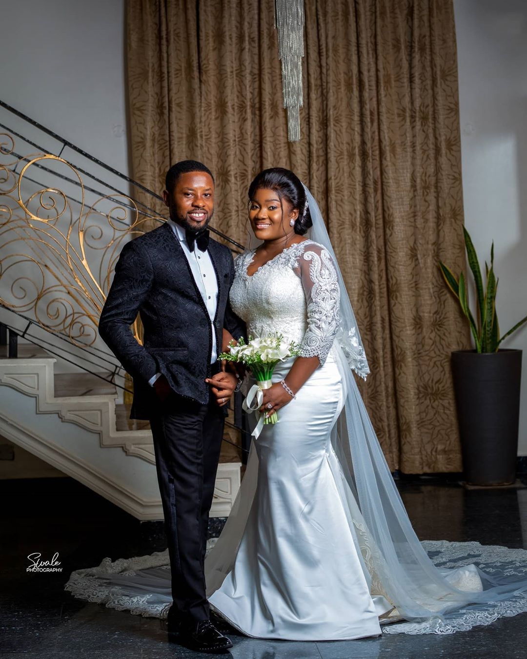 plus size arabic aso ebi beaded lace mermaid wedding dresses deep vneck bridal dresses vintage sexy wedding gowns zj953