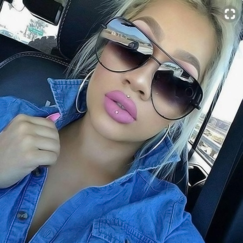 2020 New Brand Designer Fashion Sunglasses Women's Oversized Pilot Sun glasses For Women Luxury Shades Lunettes Femme UV400
2020 New Brand Designer Fashion Sunglasses Women's Oversized Pilot Sun glasses For Women Luxury Shades Lunettes Femme UV400