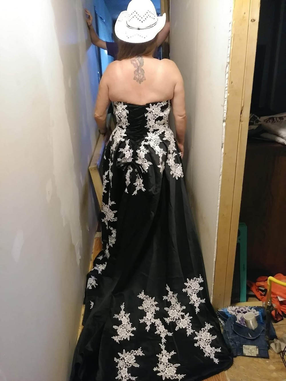 Vintage Gothic Black And White Wedding Dress 2023 Sweetheart Strapless Garden Country Bridal Wedding Gowns Sweep Plus Size Bride Dresses