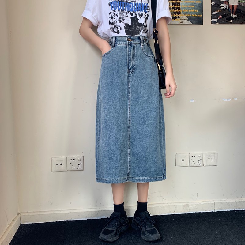 Retro Long Midi Denim Skirts Women High Waist Button Pockets Split Jeans Straight Skirts Plus Size Korean Summer Skirt 2020 W633, Blue
Retro Long Midi Denim Skirts Women High Waist Button Pockets Split Jeans Straight Skirts Plus Size Korean Summer Skirt 2020 W633, Blue