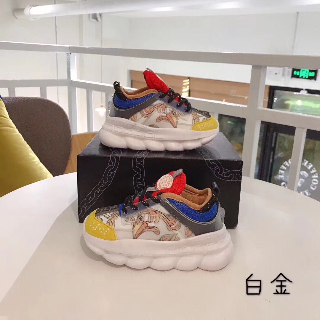 2020 Kids Luxury shoes Triple-s Big Kids Designer Sneakers Triple S Children Running Casual Shoes for Boys Girls Skateboarding 26-35, Customize
2020 Kids Luxury shoes Triple-s Big Kids Designer Sneakers Triple S Children Running Casual Shoes for Boys Girls Skateboarding 26-35, Customize