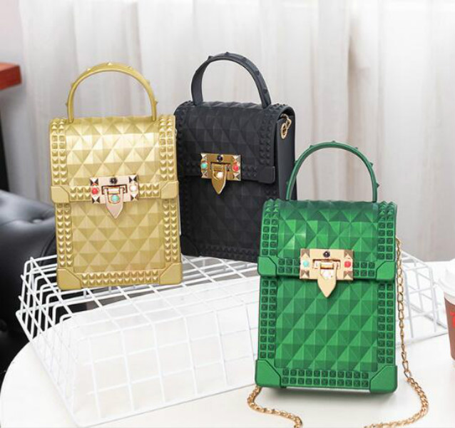 HBP Women Mini Phone Bag Summer Women Small Chain Bag PVC Jelly Package Plain Shoulder Bags Lady Crossbody
HBP Women Mini Phone Bag Summer Women Small Chain Bag PVC Jelly Package Plain Shoulder Bags Lady Crossbody
