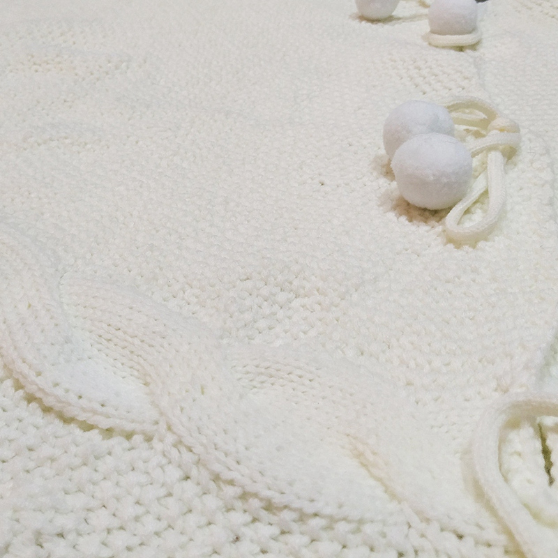 Knitted Christmas Tree Skirt Yarn Country Style Christmas Day Decoration 122cm Tree Skirt