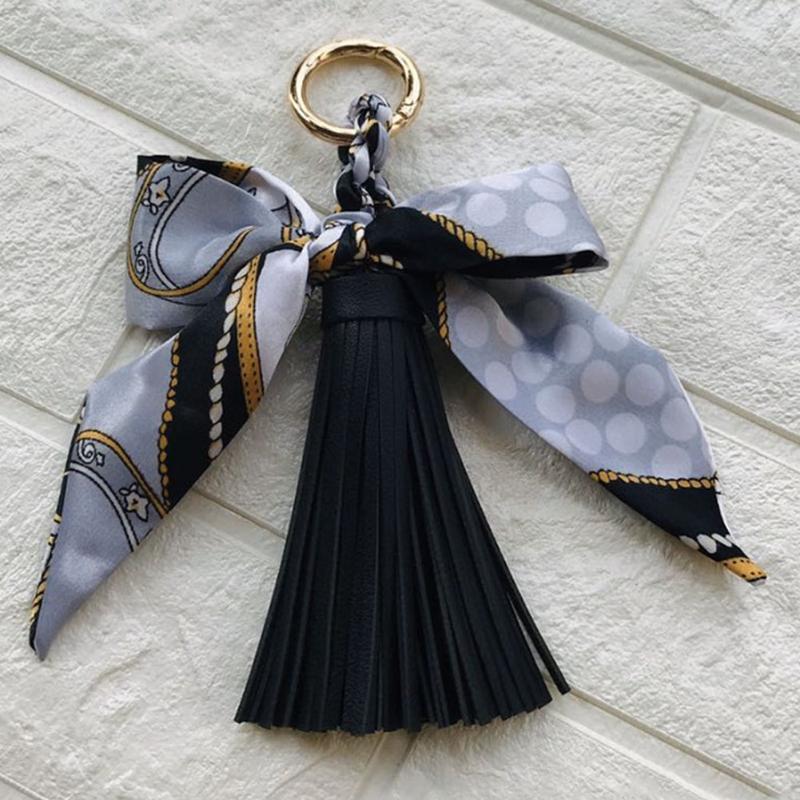 Silk Like Scarf Key Chain Faux Leather Tassels Keyring Daily Fashion Gift Pretty Handbag Charm Backpack Hanging Purse Pendant
Silk Like Scarf Key Chain Faux Leather Tassels Keyring Daily Fashion Gift Pretty Handbag Charm Backpack Hanging Purse Pendant