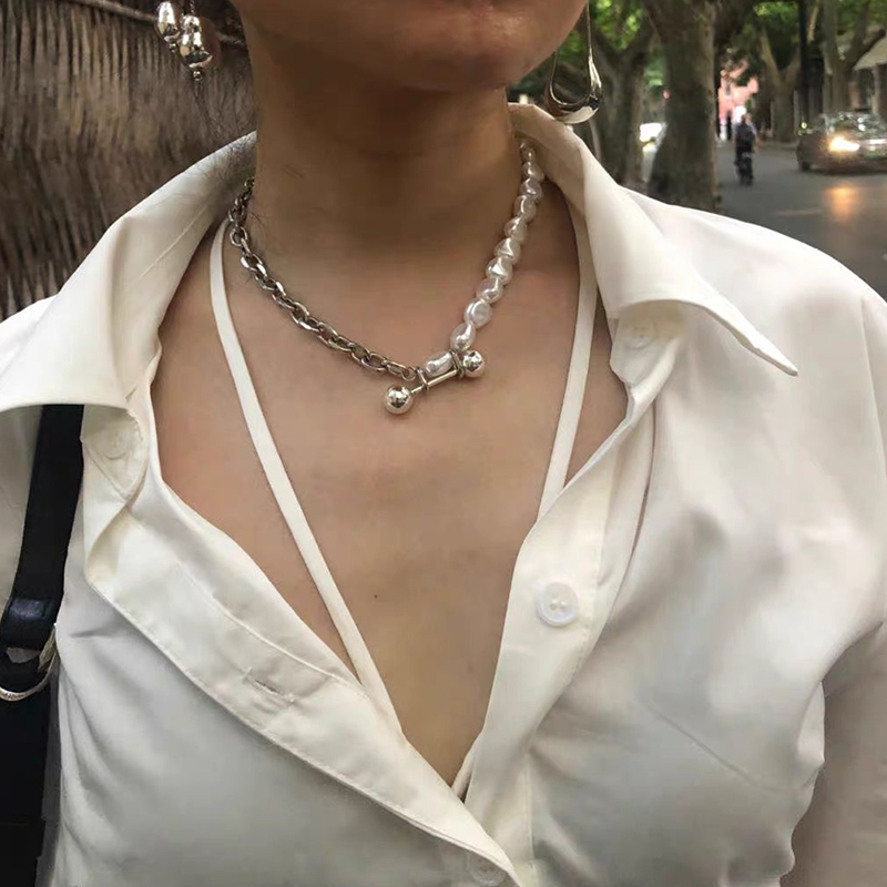 AOMU New Design Retro Special-shaped Pearl Chain Beaded Necklace for Women Men Couple Muti Bead Clavicle Sexy Party Club Jewelry
AOMU New Design Retro Special-shaped Pearl Chain Beaded Necklace for Women Men Couple Muti Bead Clavicle Sexy Party Club Jewelry