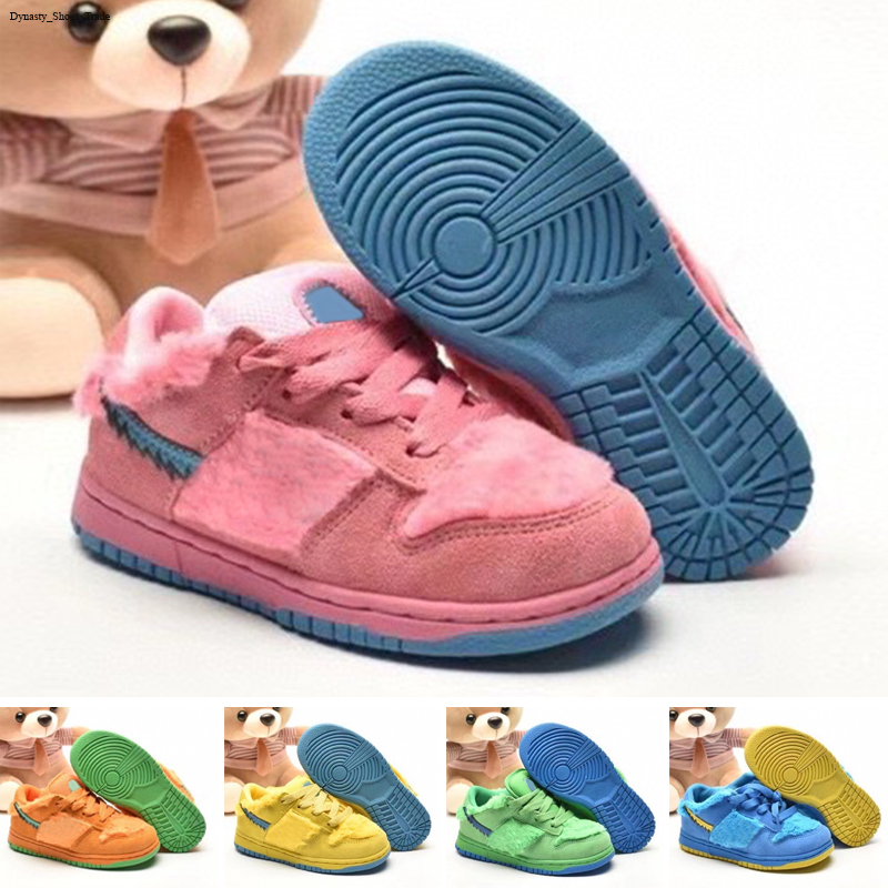 2020 New SB Dunk Toddler Kids Running Shoes Dancing Bears Skateboard Sports Sneakers Baby Children Boys Girls Bear des Chaussures, Black
2020 New SB Dunk Toddler Kids Running Shoes Dancing Bears Skateboard Sports Sneakers Baby Children Boys Girls Bear des Chaussures, Black