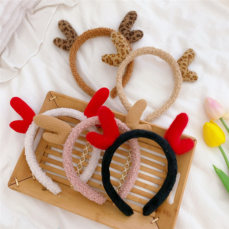 Cute Christmas Headband Christmas Party Headband Antler Party Decoration Deadband Hair Accessories
Cute Christmas Headband Christmas Party Headband Antler Party Decoration Deadband Hair Accessories