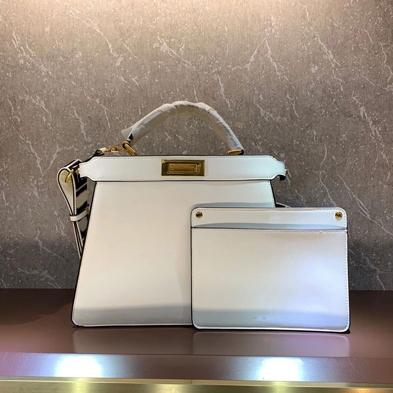 Large Tote Bag Women Handbag Purse Genuine Leather Detachable Wide Shoulder Strap Bag Side twist Lock Inner Pocket Fashion Shopping Bags
Large Tote Bag Women Handbag Purse Genuine Leather Detachable Wide Shoulder Strap Bag Side twist Lock Inner Pocket Fashion Shopping Bags