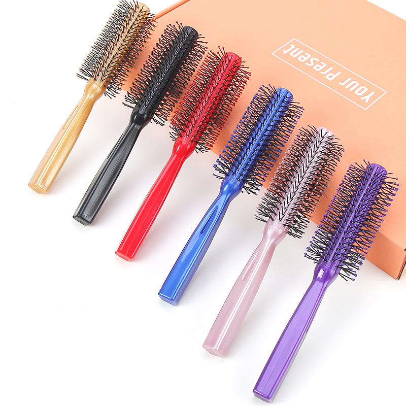1Pcs Round Hair Comb Hairdressing Plastic Curling Hair Brush Curly Hairbrush Massage Roller Comb 6 Color Salon Styling Tool 
1Pcs Round Hair Comb Hairdressing Plastic Curling Hair Brush Curly Hairbrush Massage Roller Comb 6 Color Salon Styling Tool