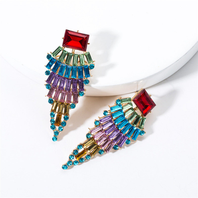 2020 New Summer Fashion Exaggerated Acrylic Earrings Sexy Popular Earrings Bohemian Retro Personality Female
2020 New Summer Fashion Exaggerated Acrylic Earrings Sexy Popular Earrings Bohemian Retro Personality Female