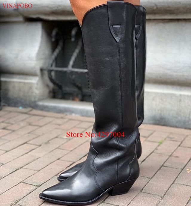 2020 High quality Pointed Toe Suede Genuine Leather Embroidered Knee high Boots for Women Pointy toe Square chunky heels Cowboy Long Boots, As the picture
2020 High quality Pointed Toe Suede Genuine Leather Embroidered Knee high Boots for Women Pointy toe Square chunky heels Cowboy Long Boots, As the picture