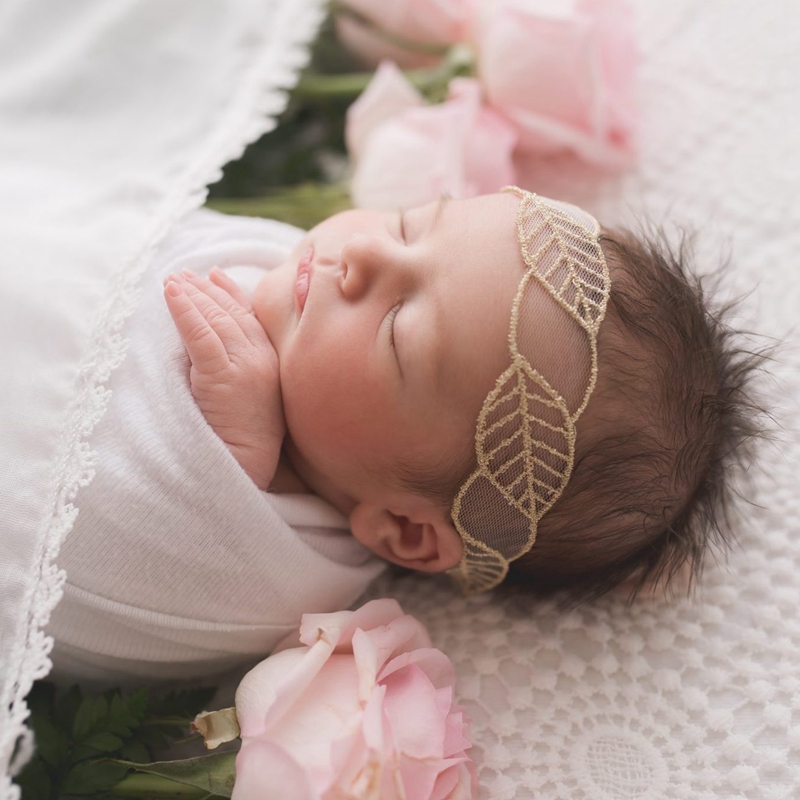 Lace Baby Girls Headband Newborn Photography Props Toddler Floral Gold Embroidery Hairband Infant Hair Accessories Spring Summer, White
Lace Baby Girls Headband Newborn Photography Props Toddler Floral Gold Embroidery Hairband Infant Hair Accessories Spring Summer, White
