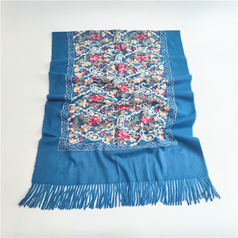 Warm Napped Wrap Travel Photo Square blanket Winter scarf All-Match Oversize Lace Embroidery Russian Retro Style elegant
Warm Napped Wrap Travel Photo Square blanket Winter scarf All-Match Oversize Lace Embroidery Russian Retro Style elegant