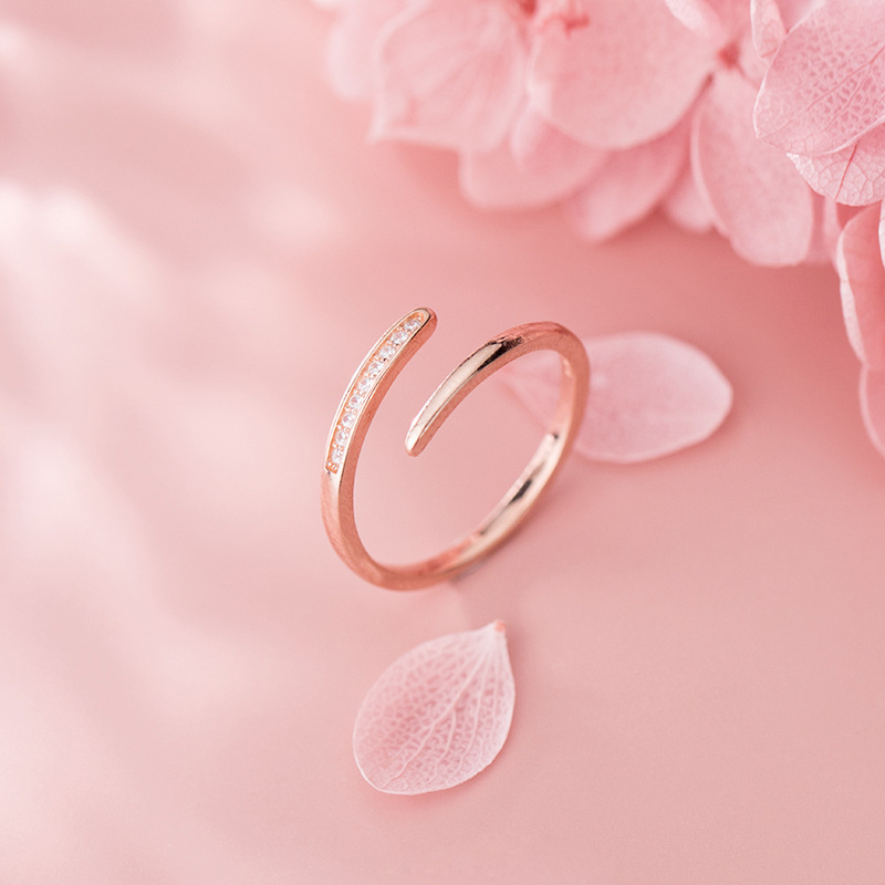 925 silver ring simple gold Japanese and Korean style ring women's adjustable opening row diamond jewelry wedding engagement jewelry
925 silver ring simple gold Japanese and Korean style ring women's adjustable opening row diamond jewelry wedding engagement jewelry