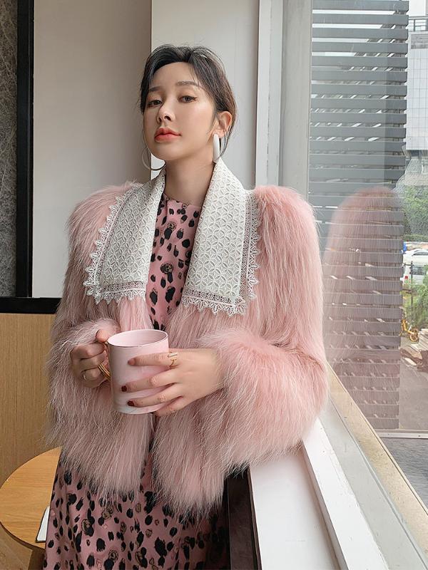Women 2020 Winter New Real Natural Raccoon Fur Jackets Female Lace Turn-down Collar Outwears Ladies Fashion Warm Short Coat V143, Pihongse
Women 2020 Winter New Real Natural Raccoon Fur Jackets Female Lace Turn-down Collar Outwears Ladies Fashion Warm Short Coat V143, Pihongse