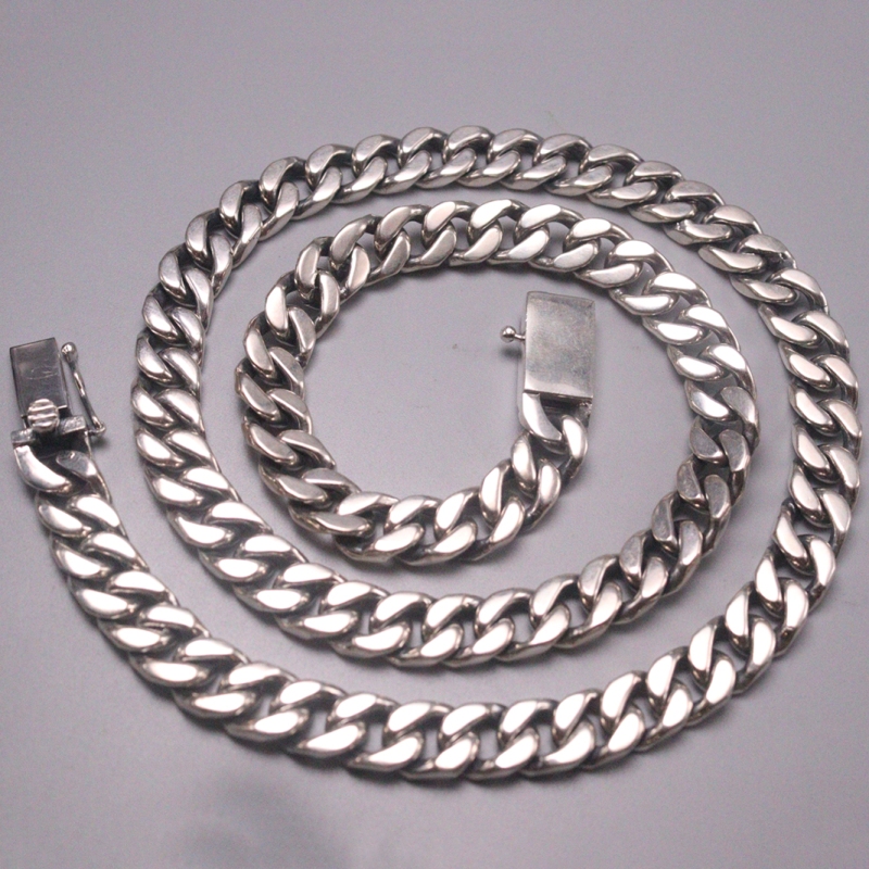 S925 Sterling Silver Necklace Women Men Luck Curb Tank Chain Necklace 9mmW 22inch 107-108g
S925 Sterling Silver Necklace Women Men Luck Curb Tank Chain Necklace 9mmW 22inch 107-108g