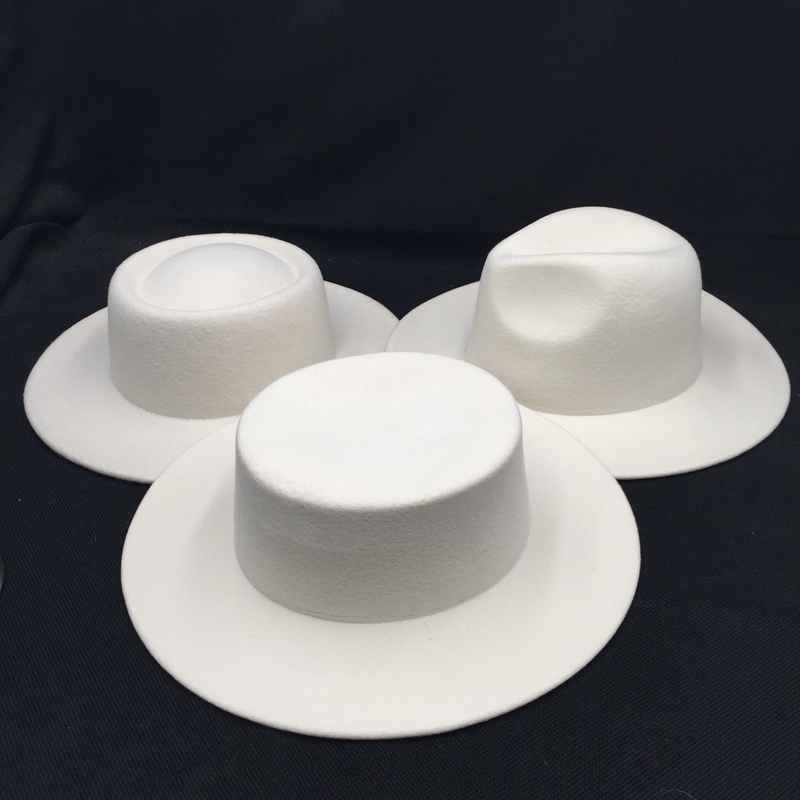 Wool Felt Women's Hats White Wide Brim Fedoras for Wedding Party Hats Fedora women's caps, Flat top-white 
Wool Felt Women's Hats White Wide Brim Fedoras for Wedding Party Hats Fedora women's caps, Flat top-white
