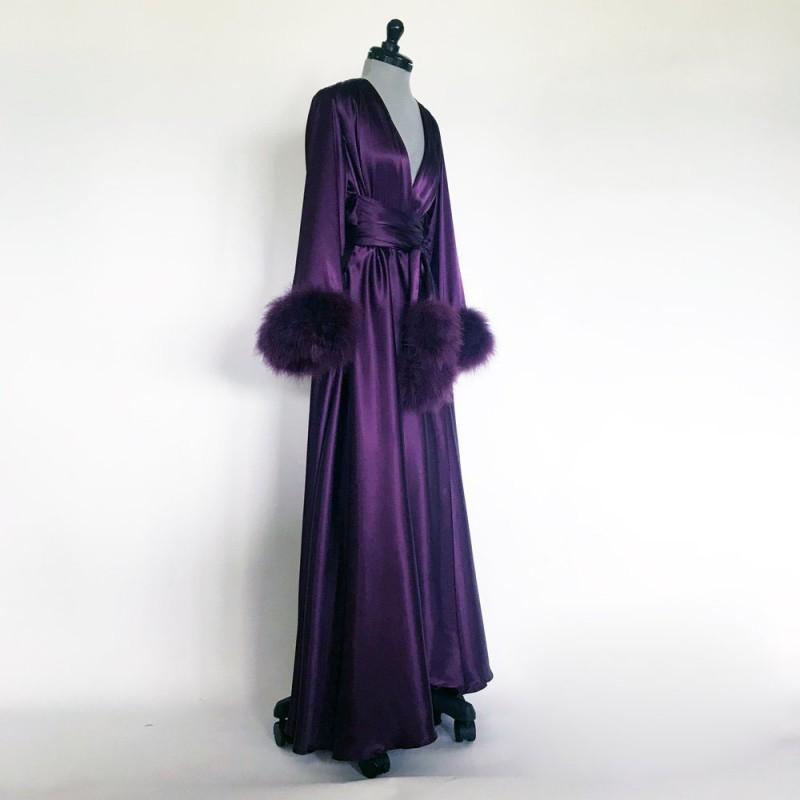 Purple Women Bathrobe Nightgown Silk Satin Sleepwear Bridal Robe Bridesmaid Bride Gowns Fur Winter Kimono Pregnant Dress