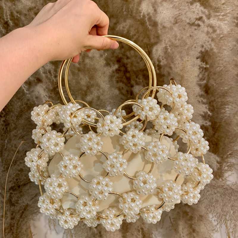Three-dimensional handbag hollow hand-woven beaded flower fairy pearl bag handbag women wedding evening bag, As picture
Three-dimensional handbag hollow hand-woven beaded flower fairy pearl bag handbag women wedding evening bag, As picture
