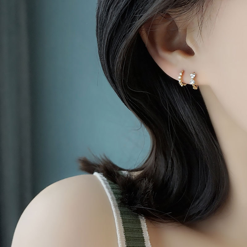 Genuine 925 Sterling Silver Bowknot and Zircon Small Hoop Earrings Cute Dainty Cartilage Earrings Huggie Hoops for Women Girls
Genuine 925 Sterling Silver Bowknot and Zircon Small Hoop Earrings Cute Dainty Cartilage Earrings Huggie Hoops for Women Girls